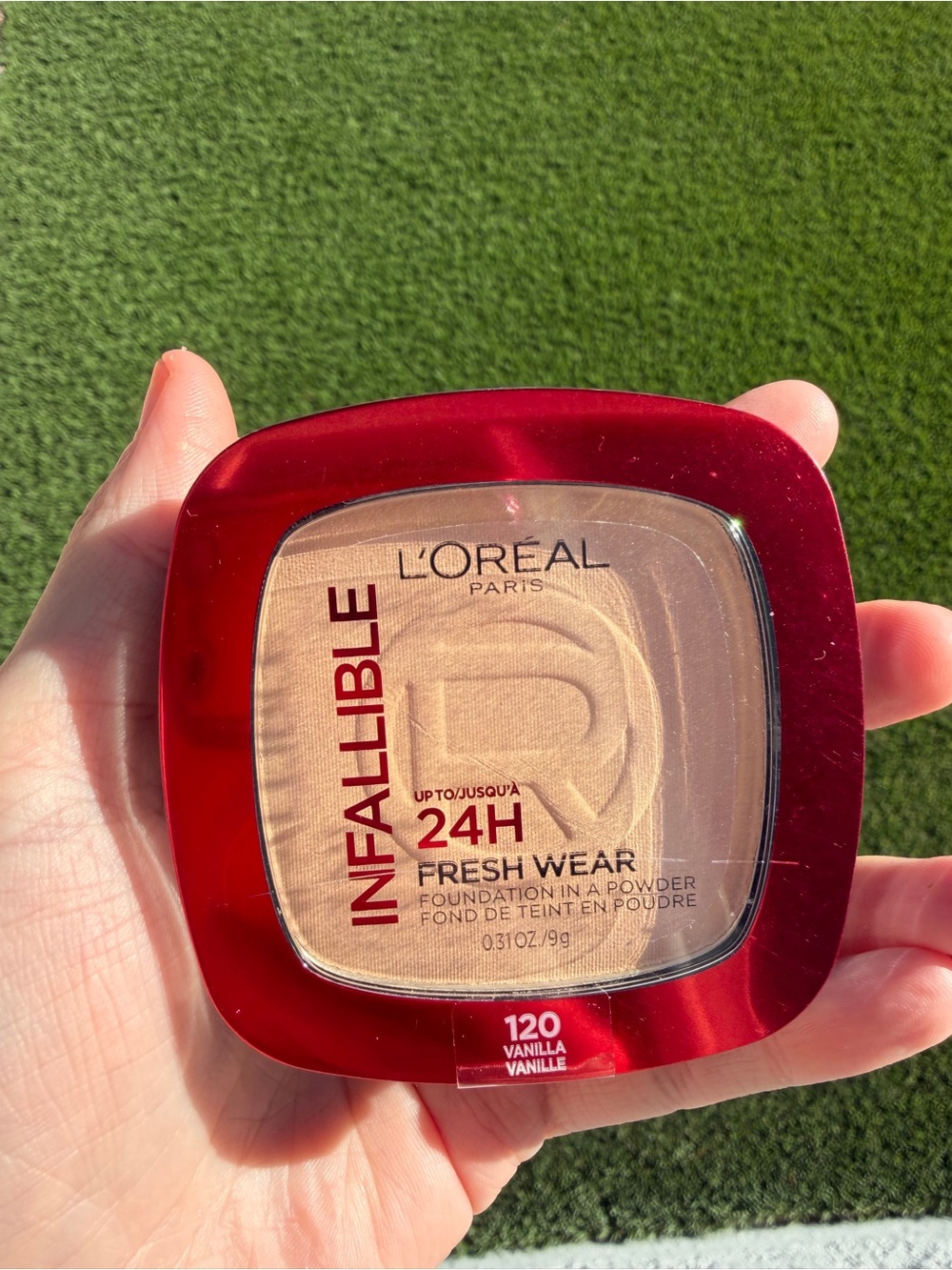L'Oreal Infallible Fresh Wear Powder Foundation - Red Compact, 120 Vanilla